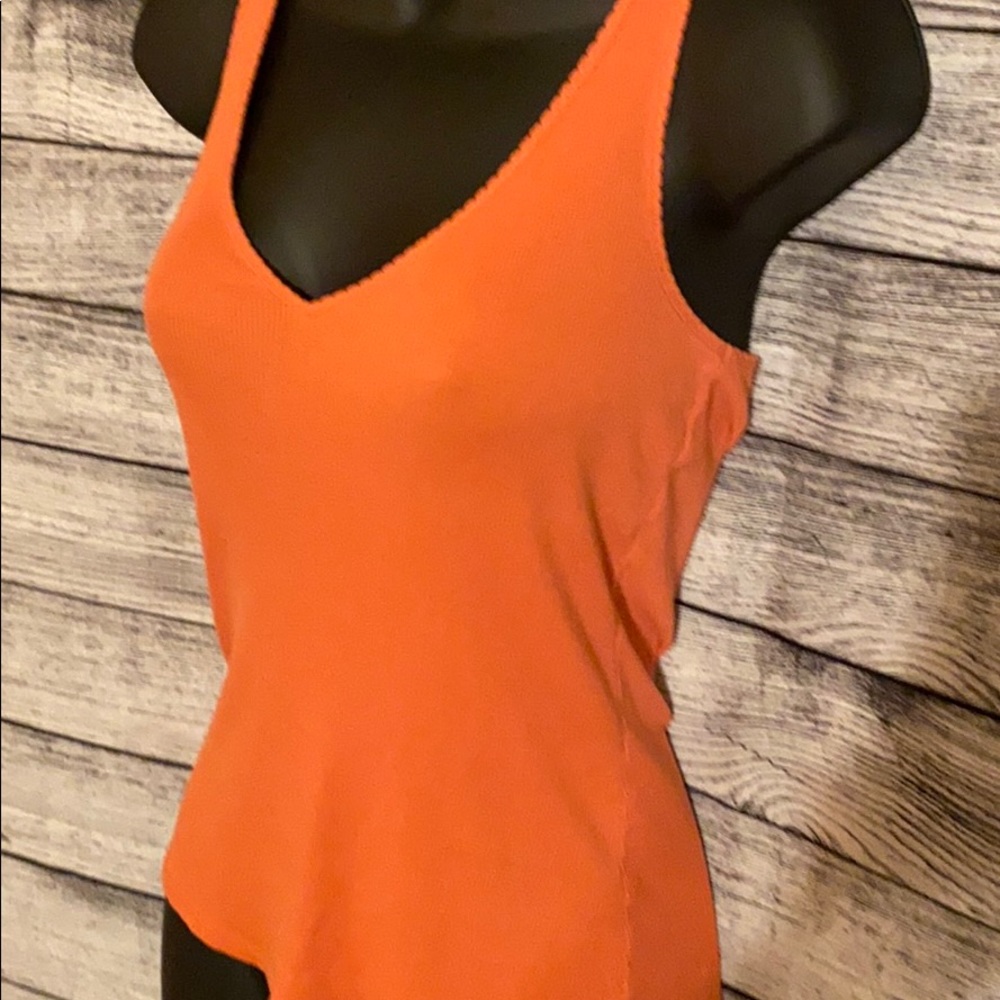 Express Delicate Double V tank - Picture 4 of 14